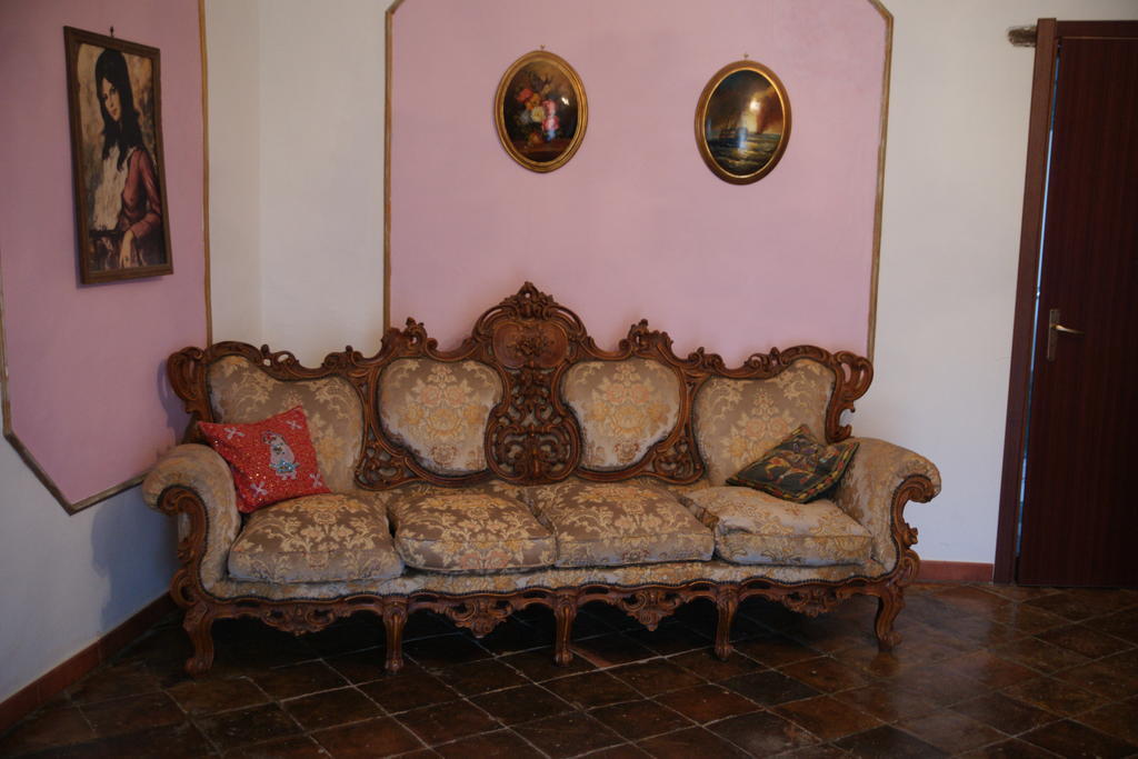 Gasthaus L'Anticocasale Altomonte Zimmer foto